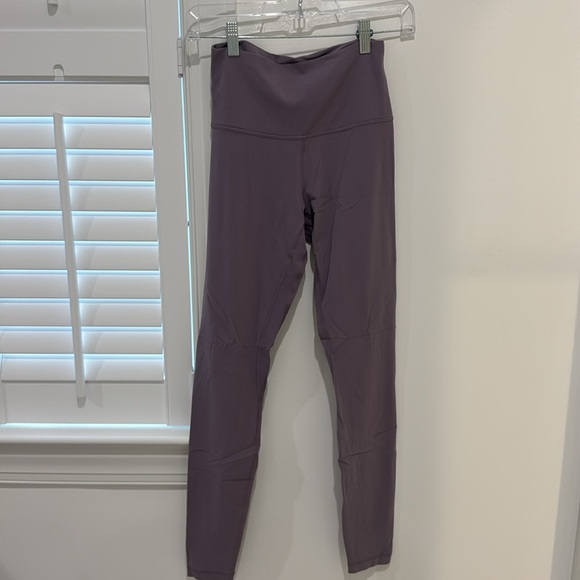 Lululemon Align Leggings 28” - Picture 2 of 3